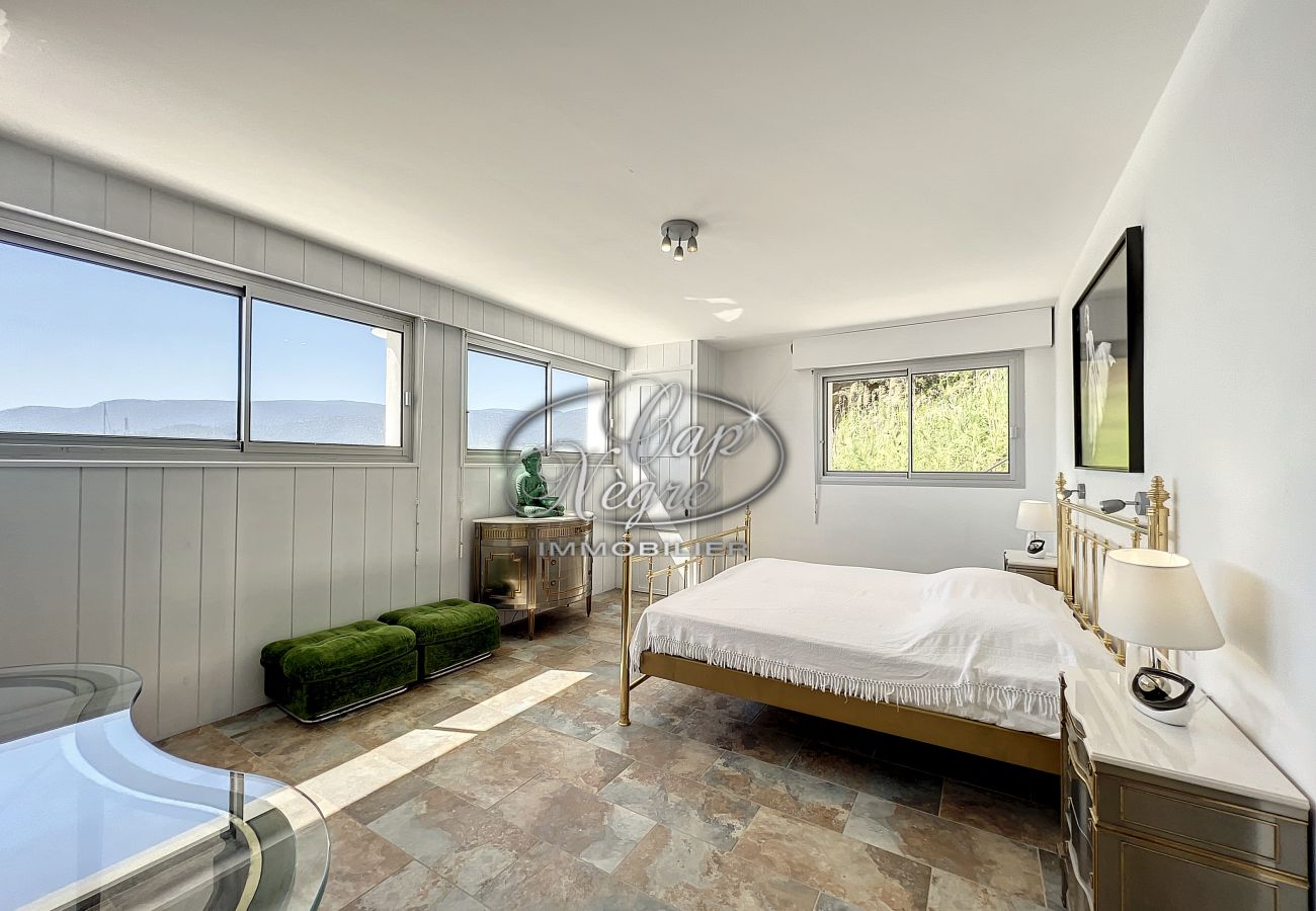 Villa in Le Lavandou - 086