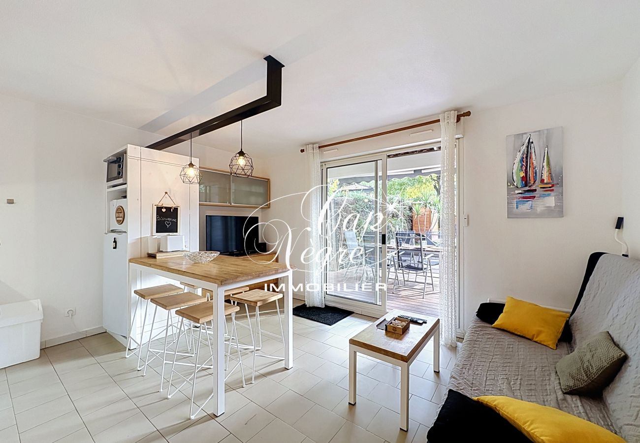 Ferienwohnung in Le Lavandou - 107
