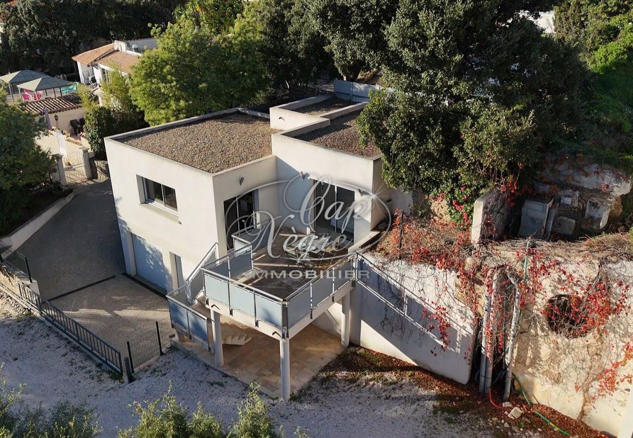 Ferienwohnung in Le Lavandou - Appartement moderne pour 4 personnes proche de la plage de Cavalière au Lavandou