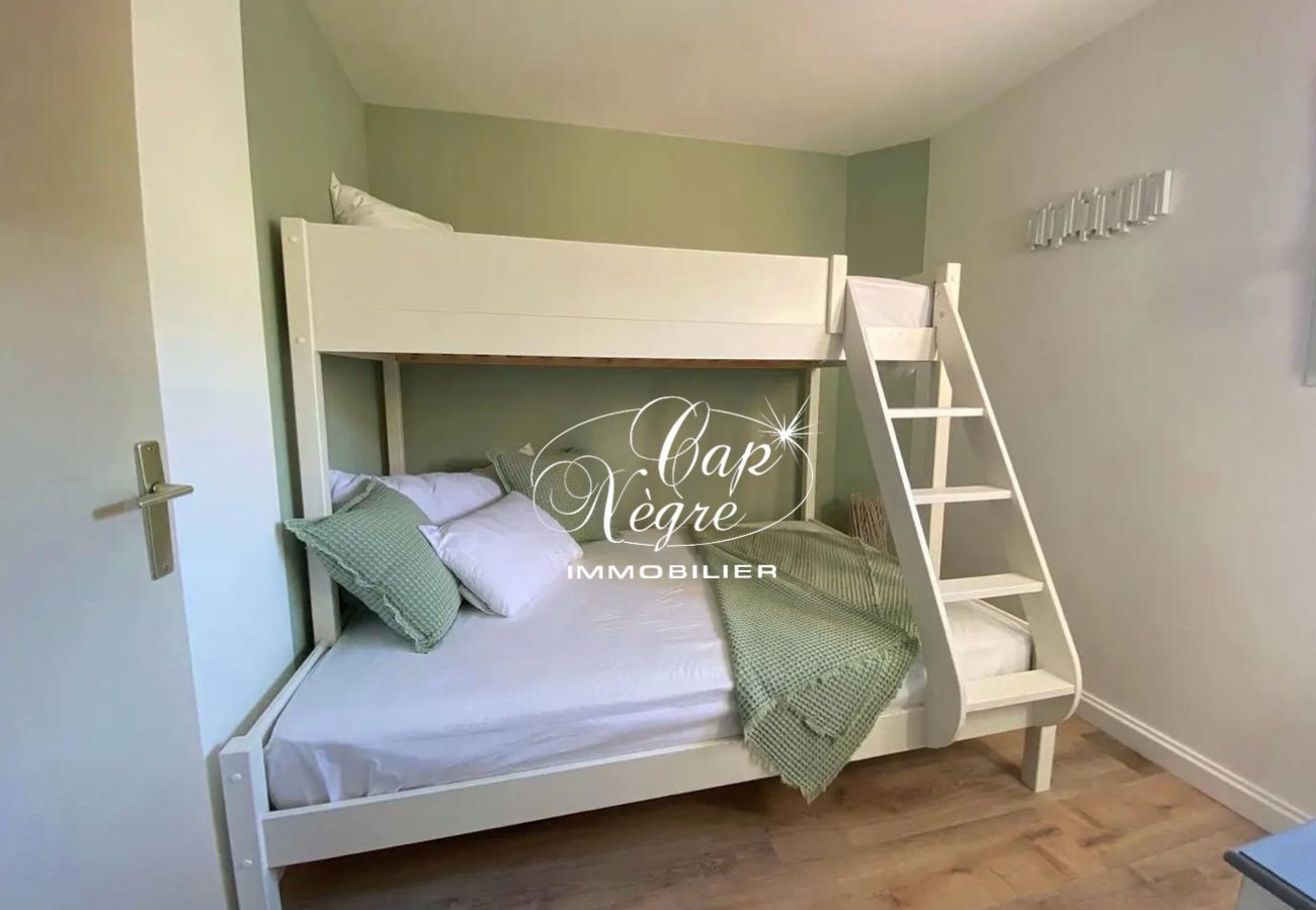 Ferienwohnung in Le Lavandou - 169
