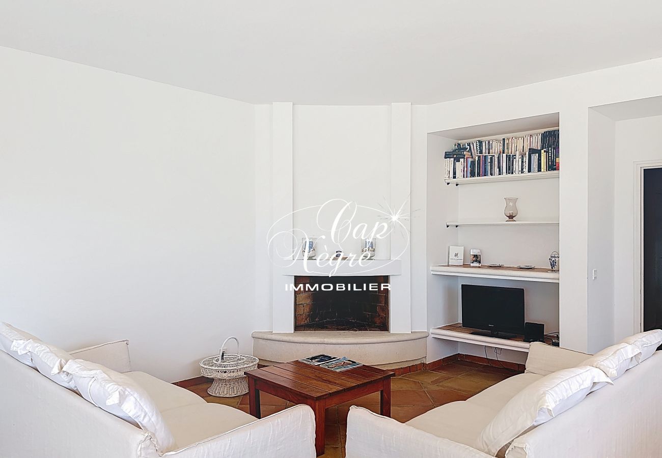 Villa in Rayol-Canadel-sur-Mer - 171