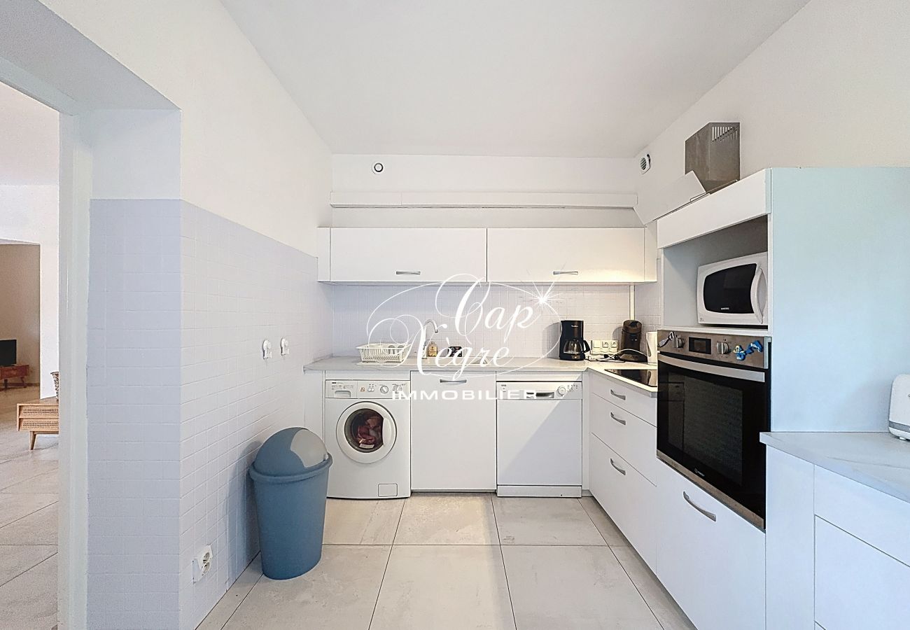 Villa in Le Lavandou - 184