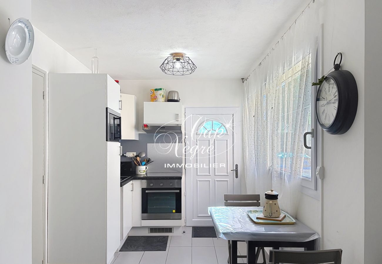 Ferienwohnung in Le Lavandou - 186