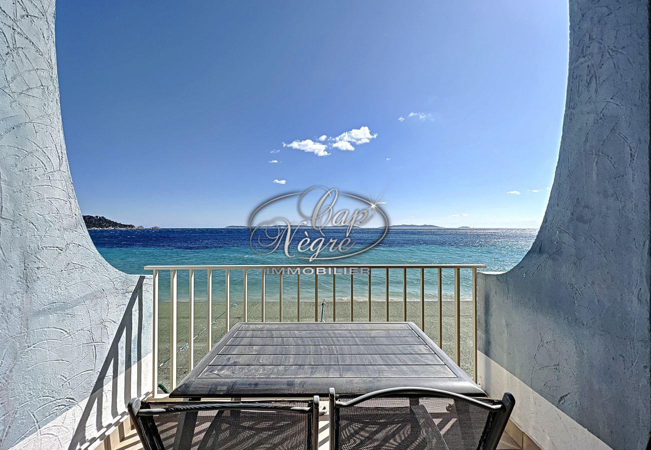 Balcony of an apartment with sea view in Cavalière