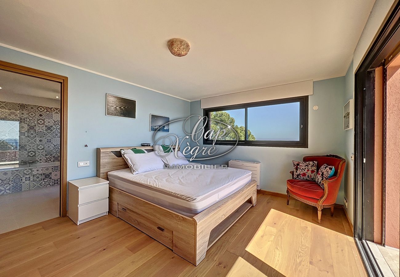 Villa in Le Lavandou - 157