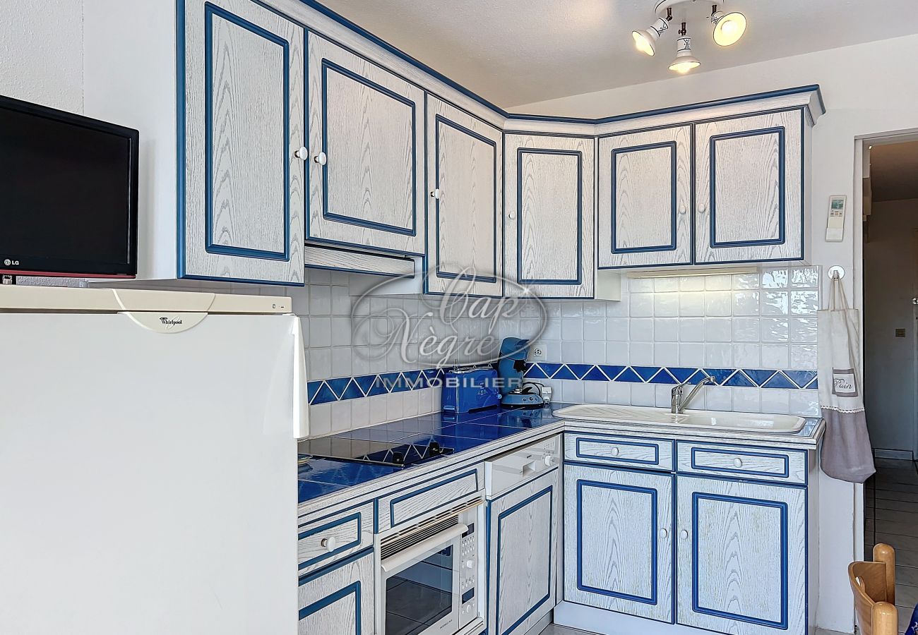 Apartment in Le Lavandou - 162