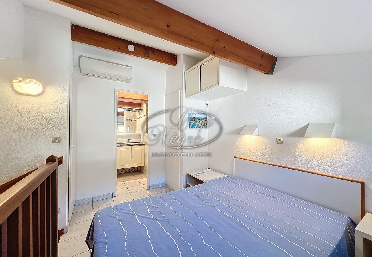 Apartment in Le Lavandou - 162