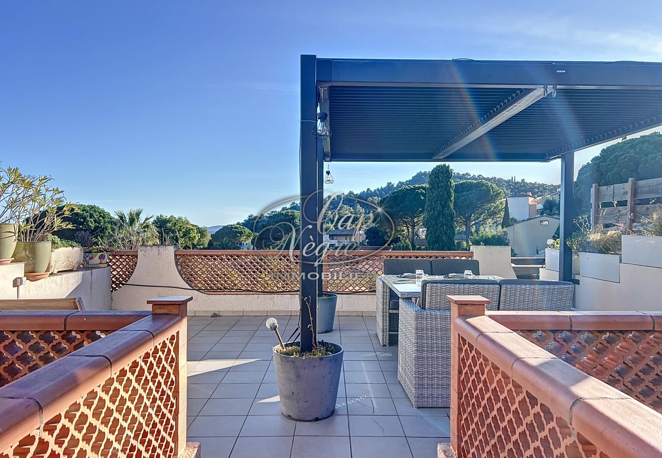 Apartment in Le Lavandou - 164
