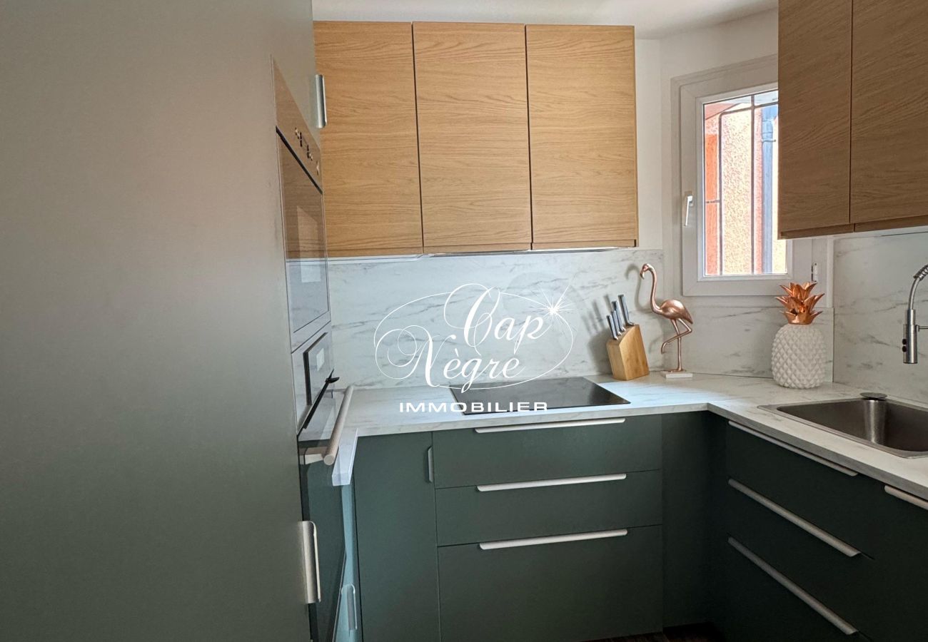 Apartment in Le Lavandou - 174