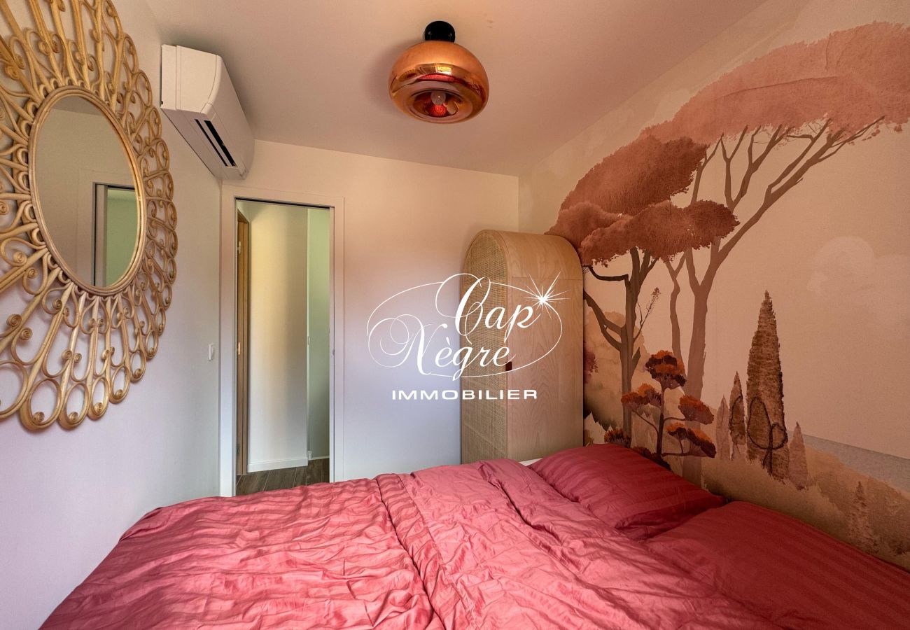 Apartment in Le Lavandou - 174