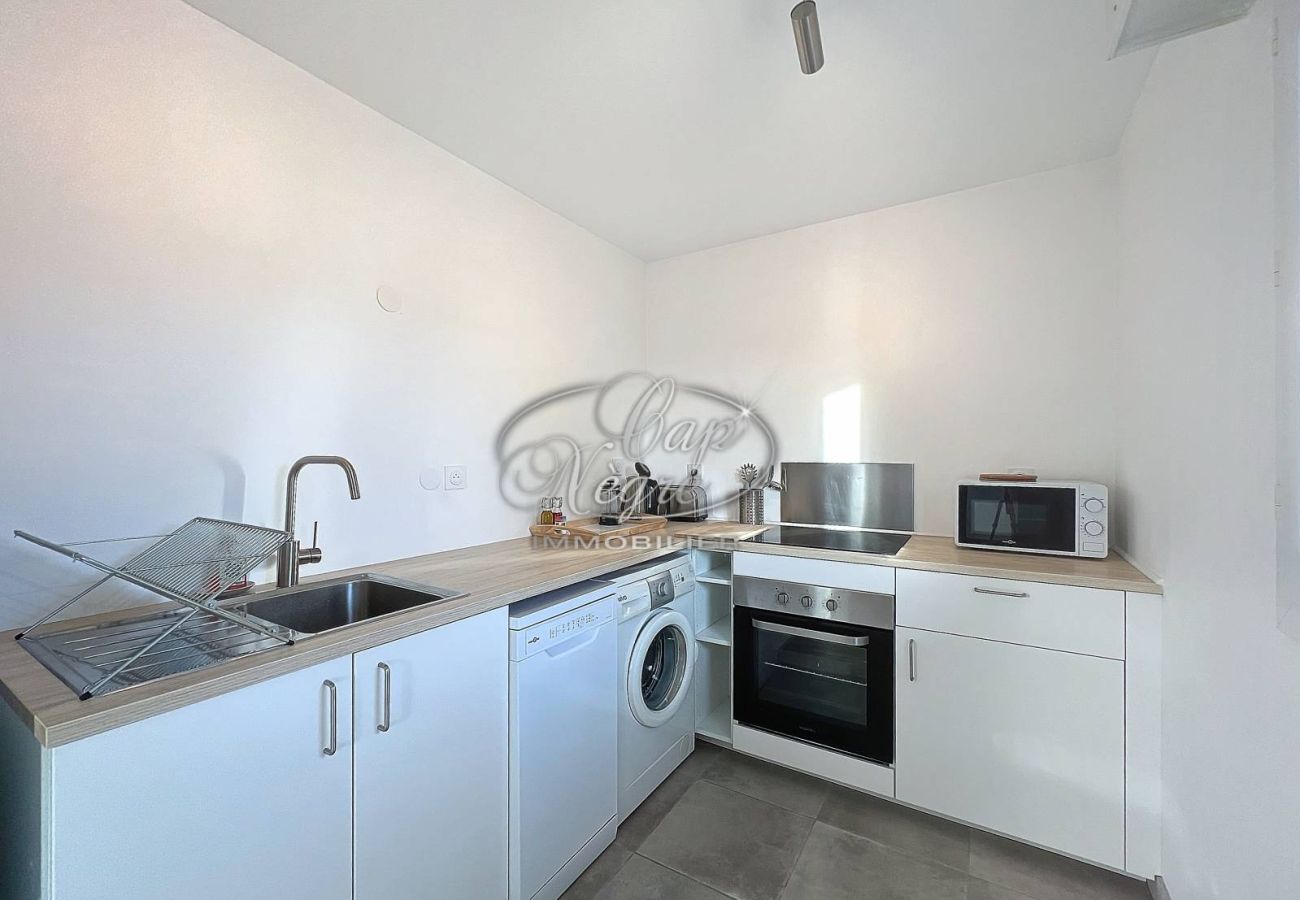 Apartment in Le Lavandou - 175
