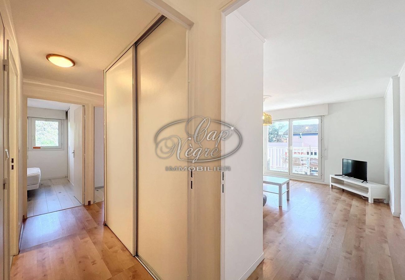 Apartment in Le Lavandou - 175