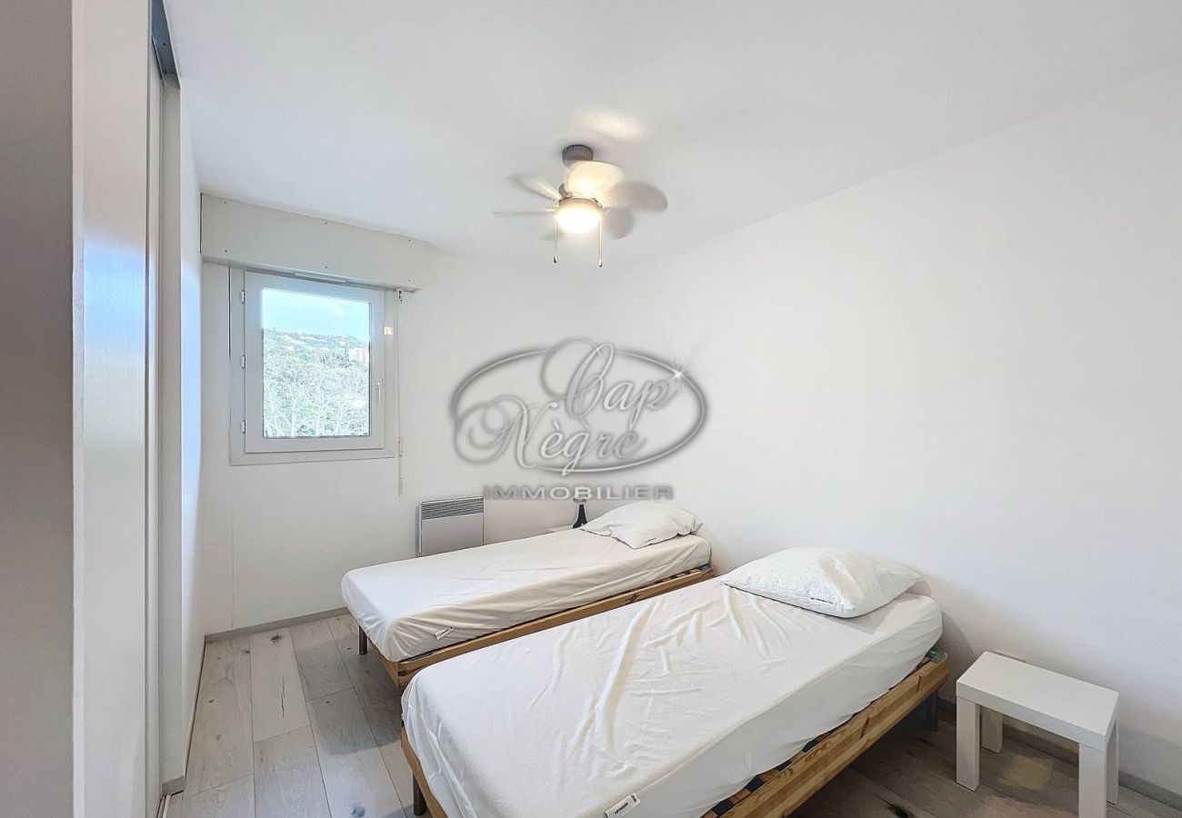 Apartment in Le Lavandou - 175