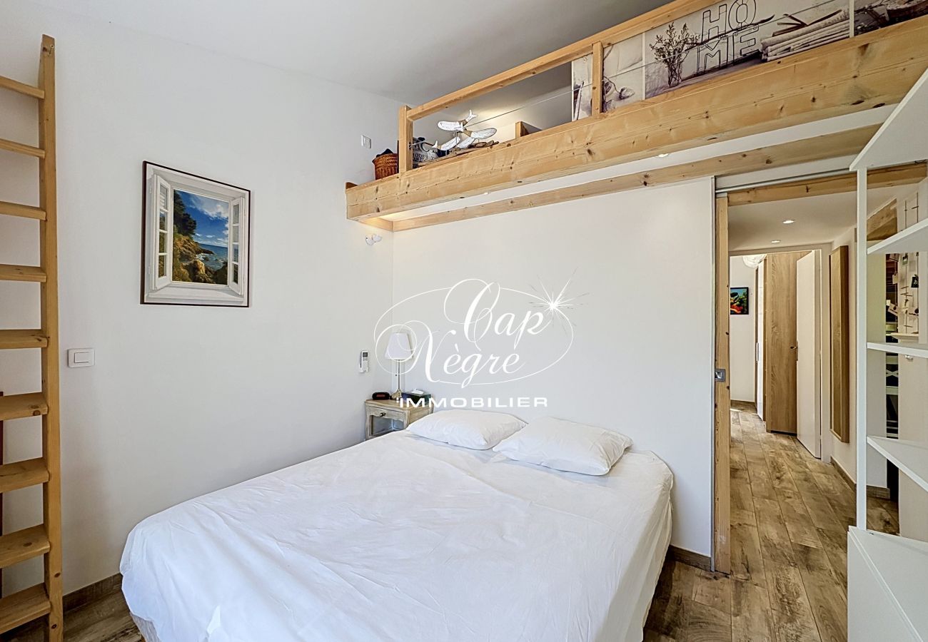 House in Le Lavandou - 180