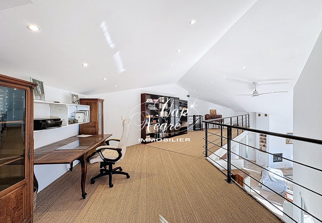 Villa in Rayol-Canadel-sur-Mer - 183