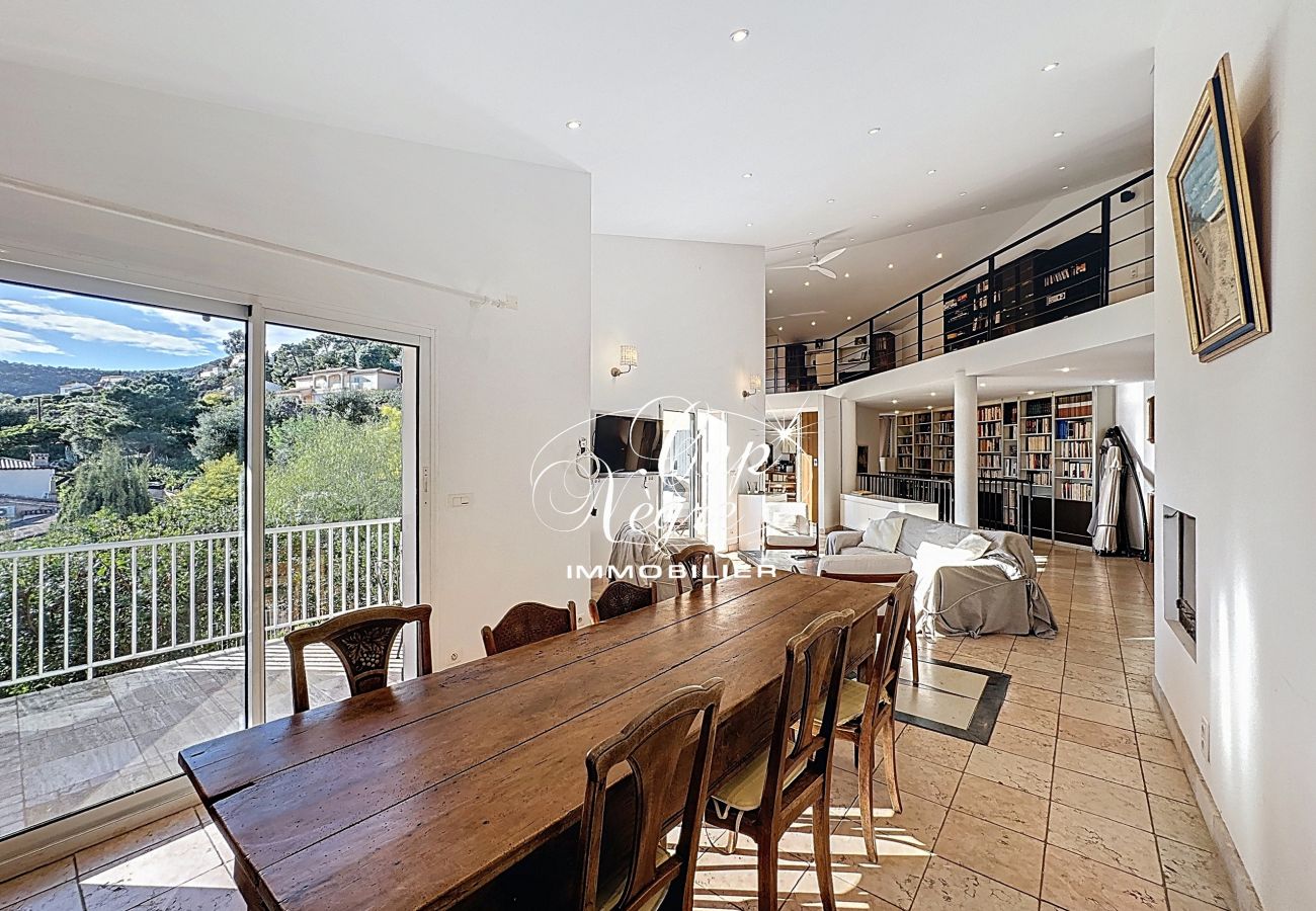 Villa in Rayol-Canadel-sur-Mer - 183