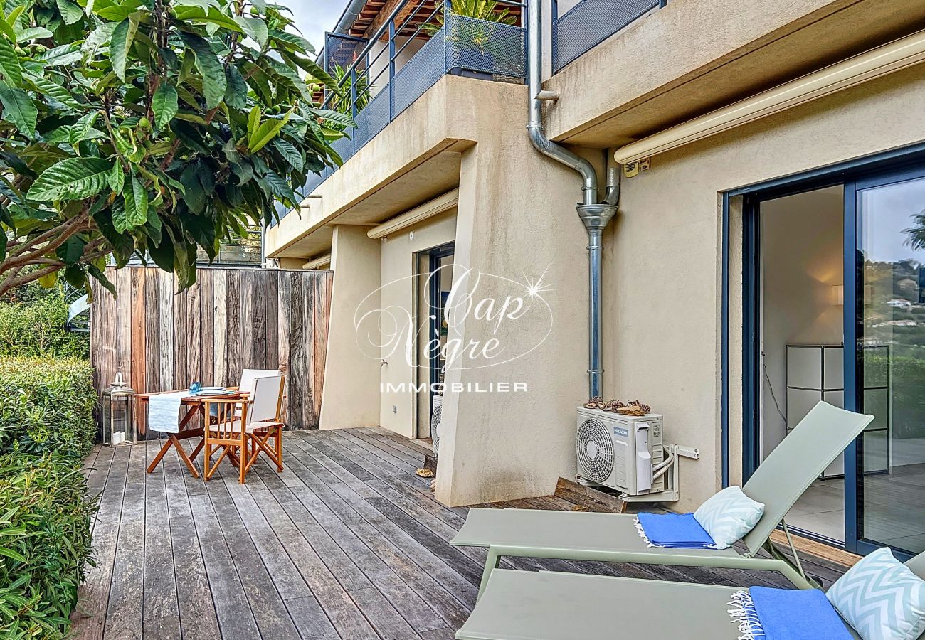 Apartment in Le Lavandou - 182