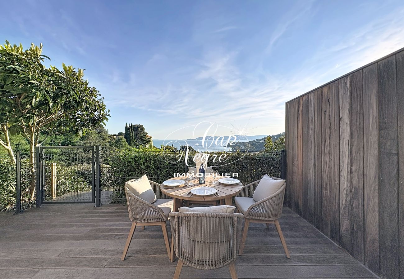 Apartment in Le Lavandou - 182