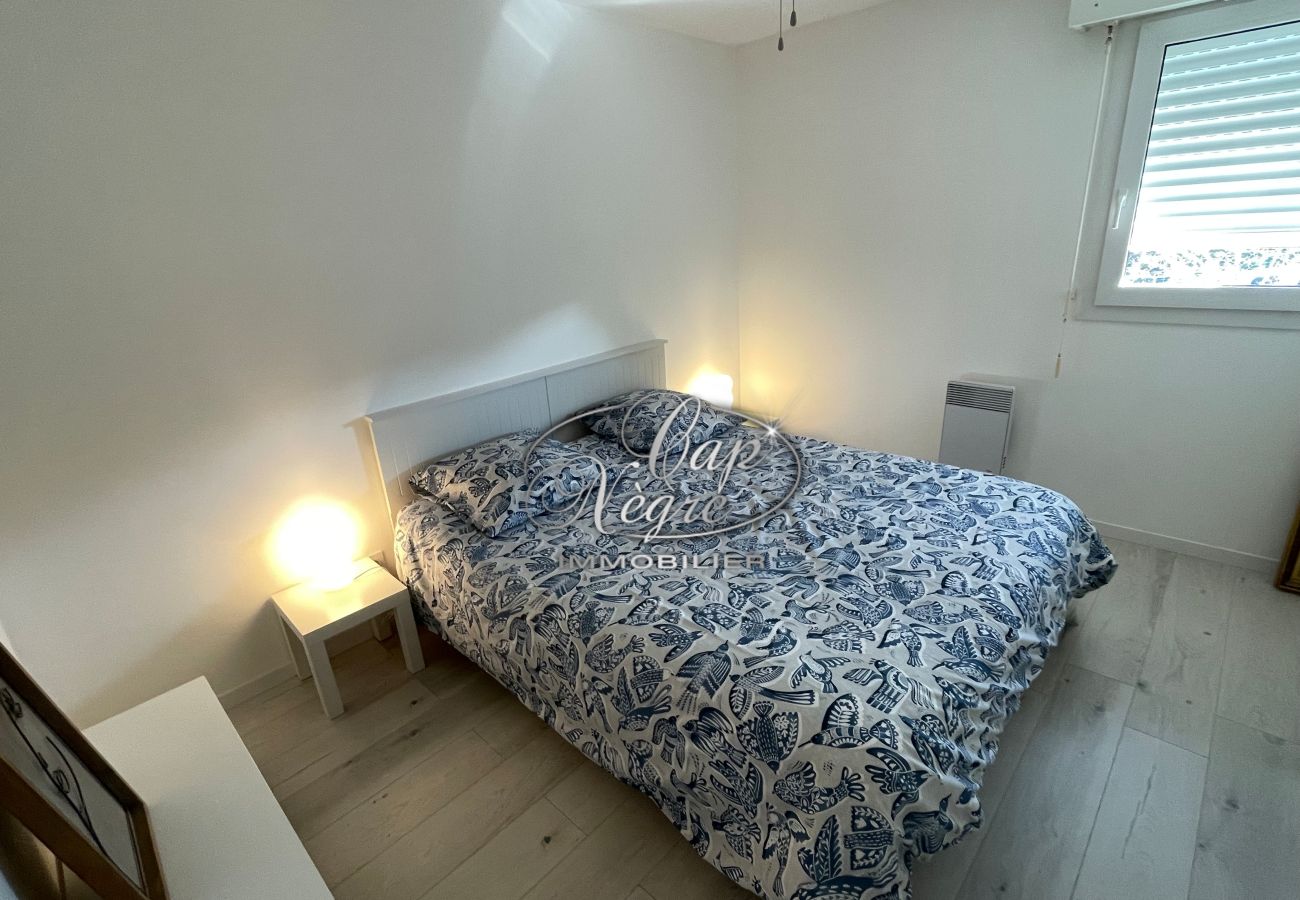 Apartment in Le Lavandou - 185