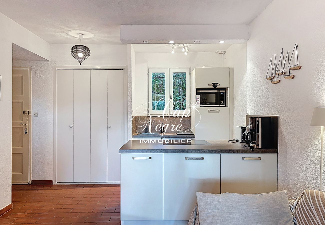 Apartment in Le Lavandou - 187