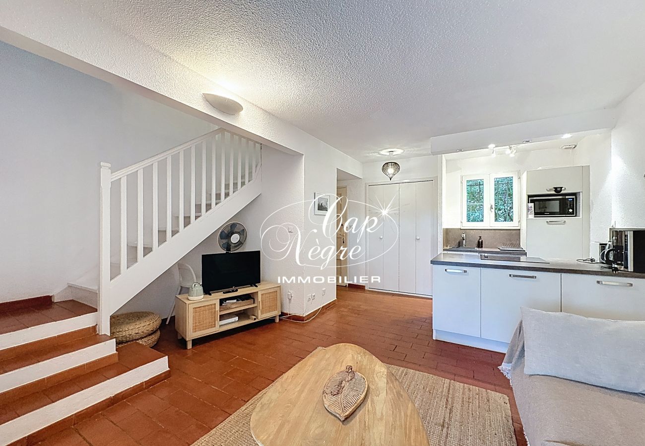 Apartment in Le Lavandou - 187