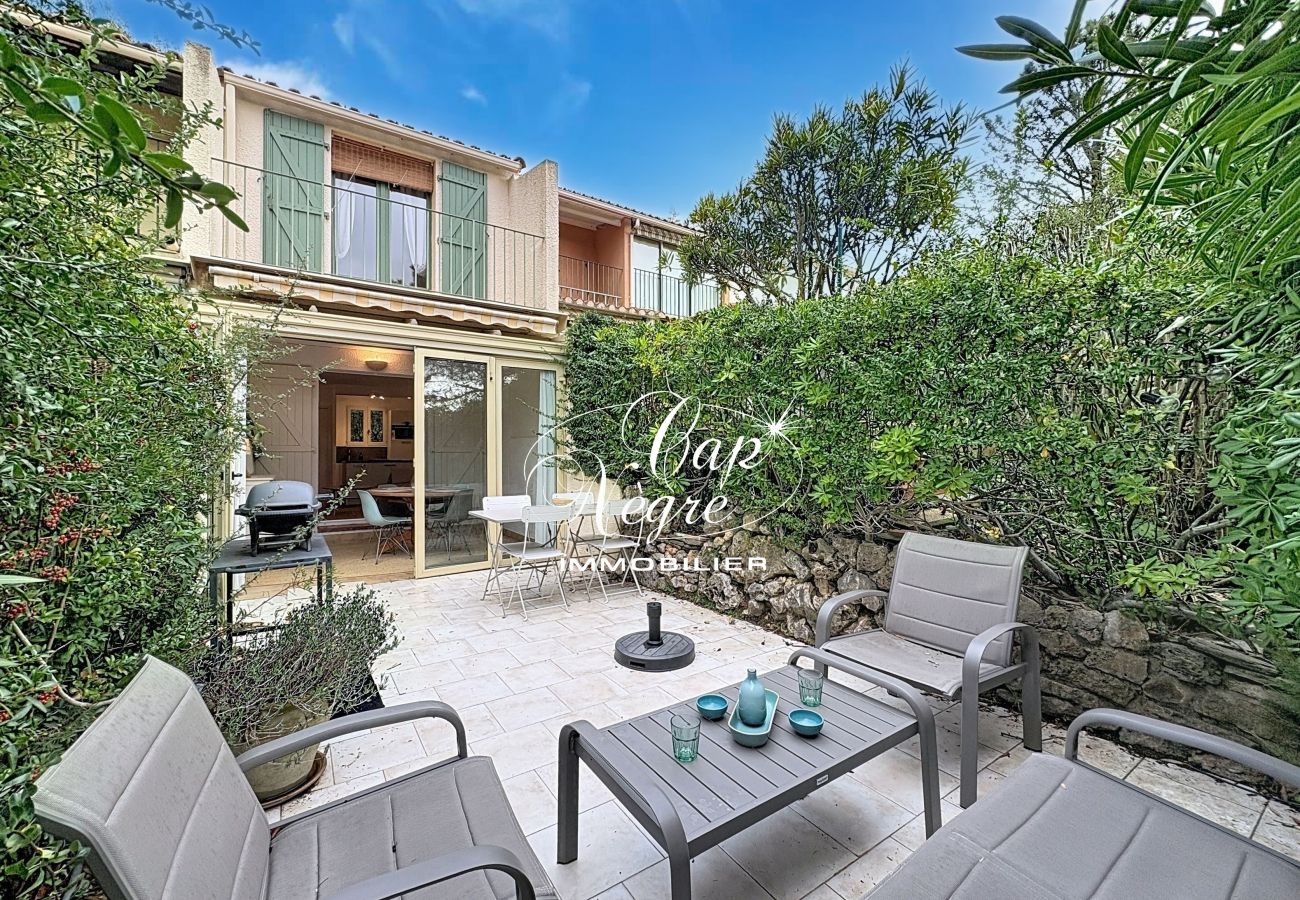 Apartment in Le Lavandou - 187