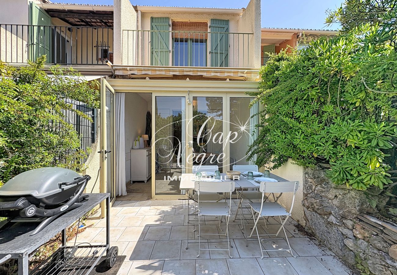 Apartment in Le Lavandou - 187