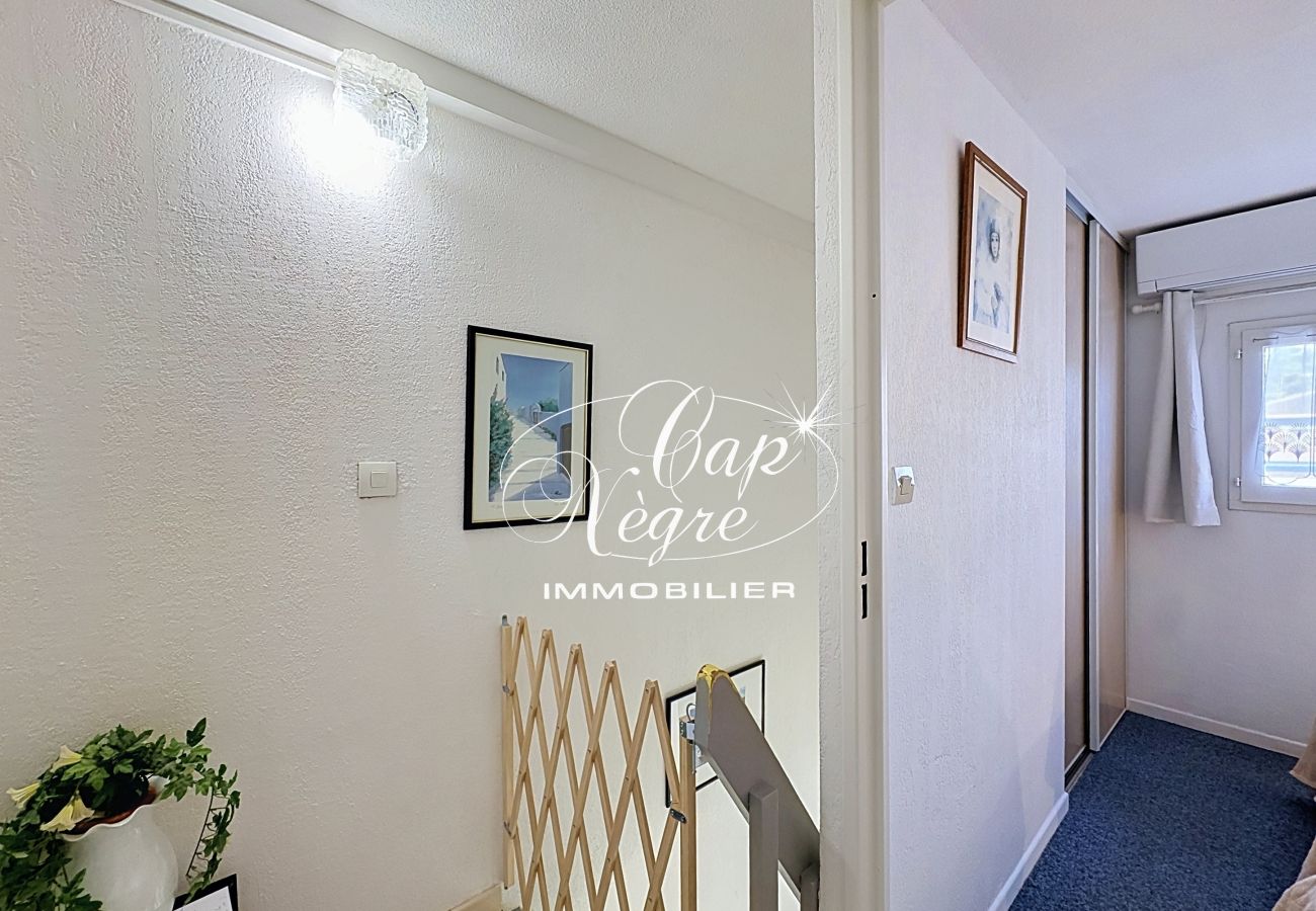 Apartment in Le Lavandou - 192
