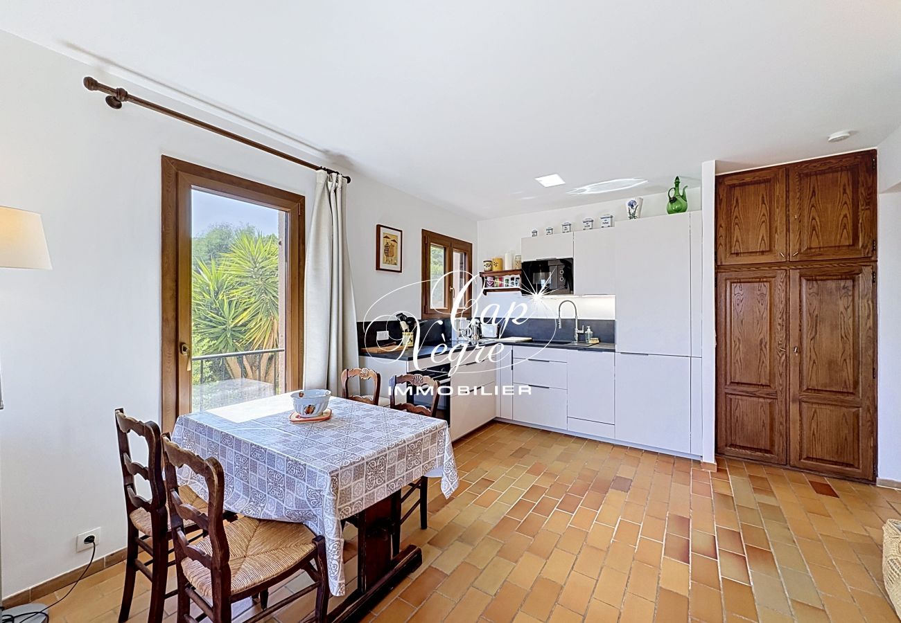 Appartamento a Le Lavandou - 190