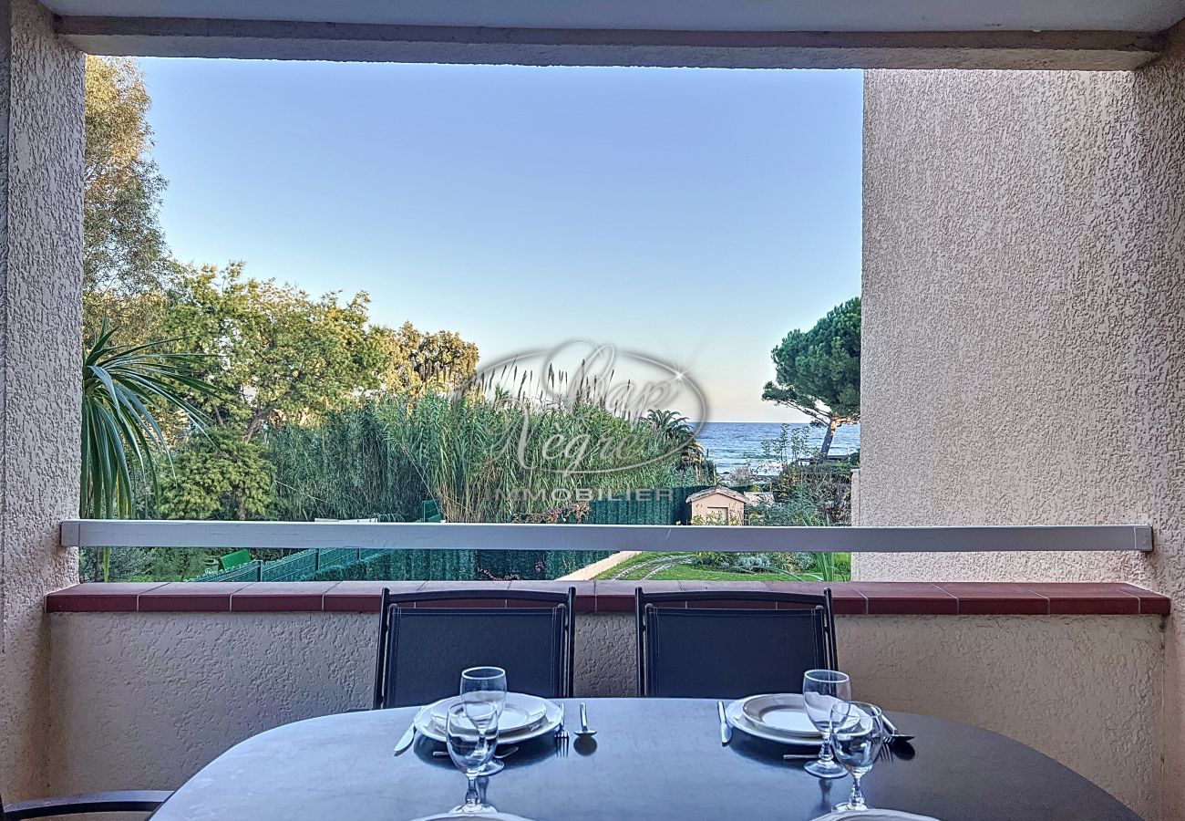 Appartement à Le Lavandou - 050