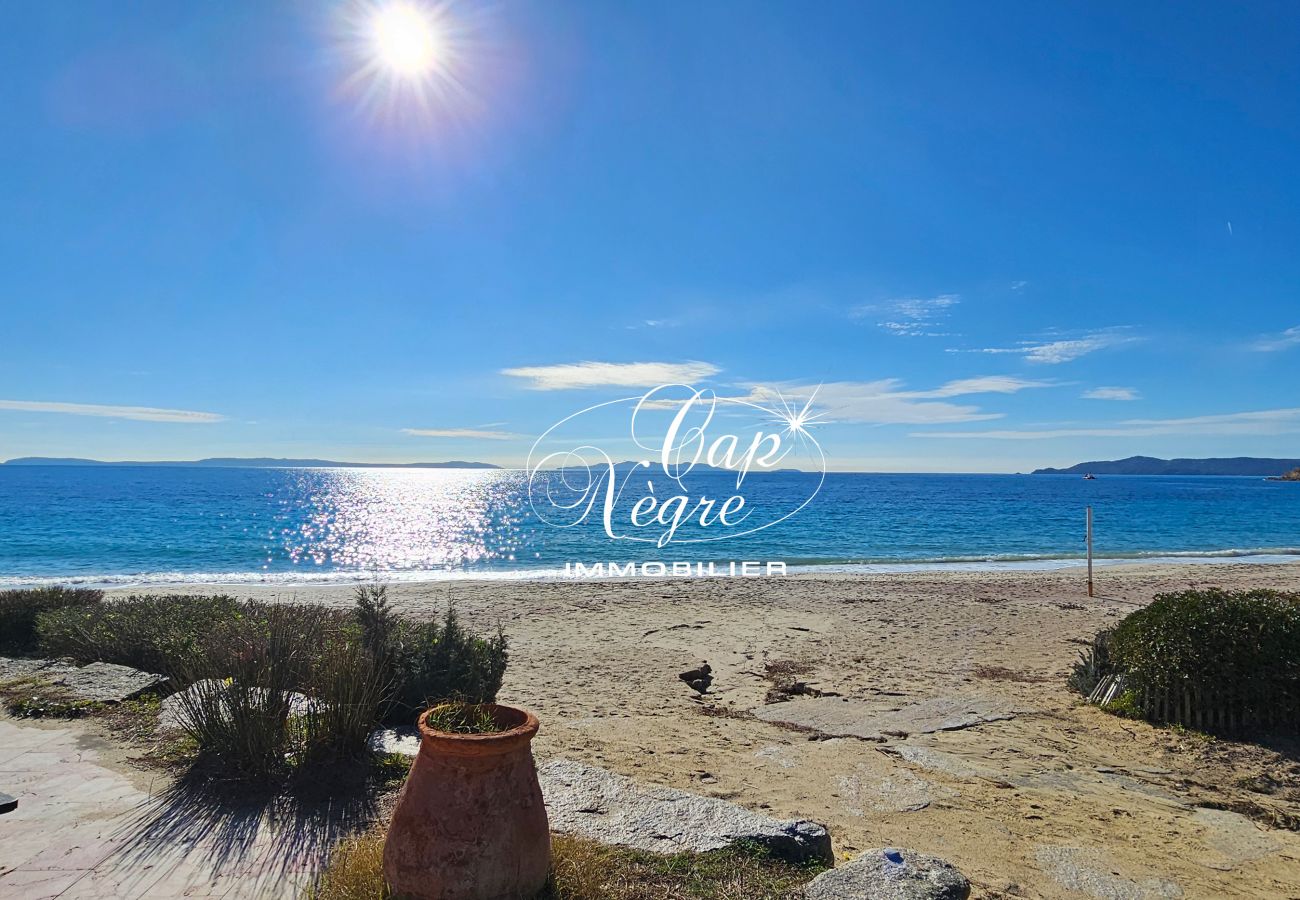 Appartement à Le Lavandou - 160