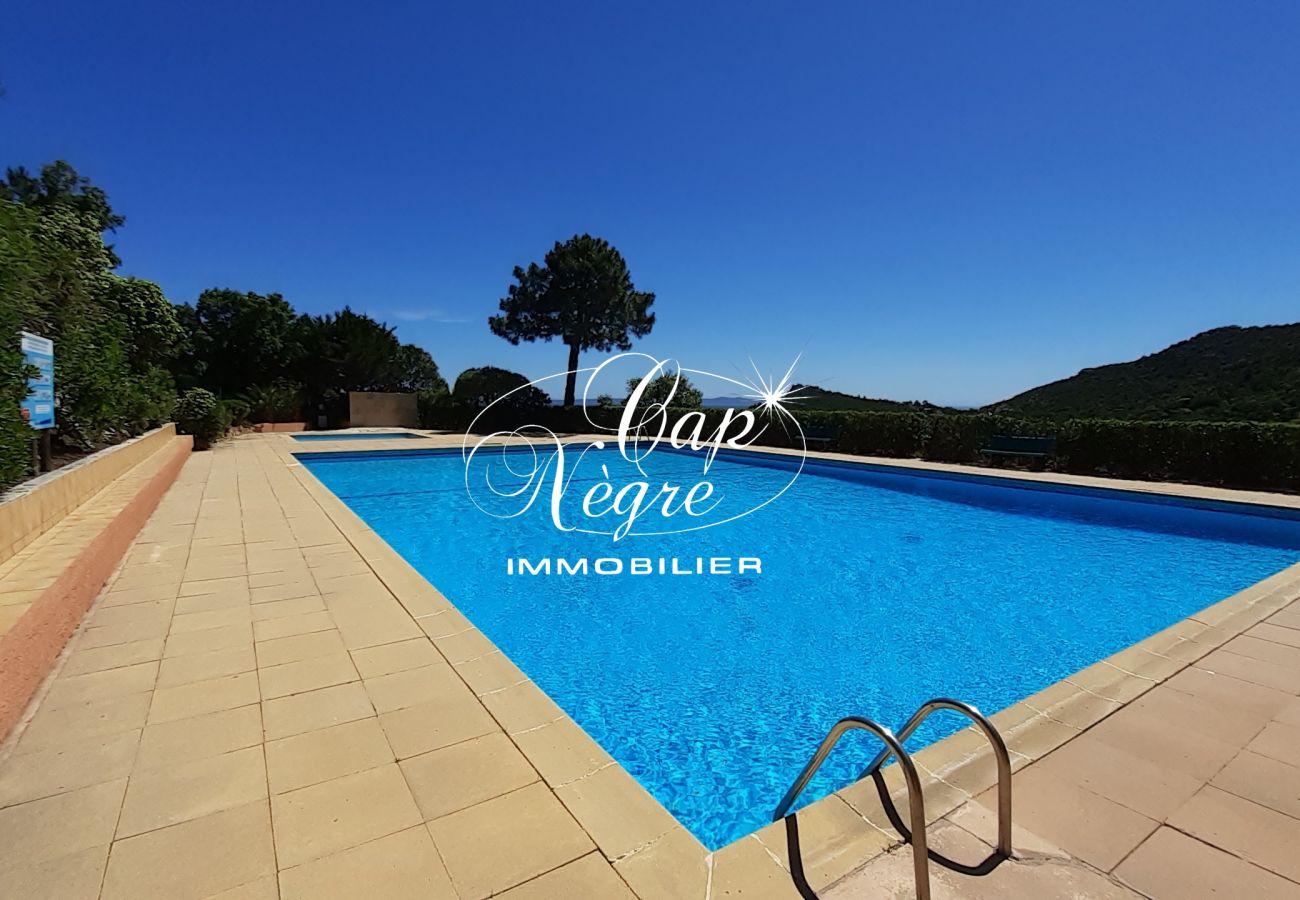 Appartement à Le Lavandou - 163