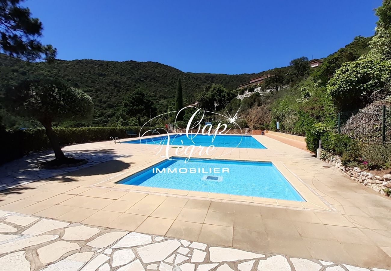 Appartement à Le Lavandou - 163