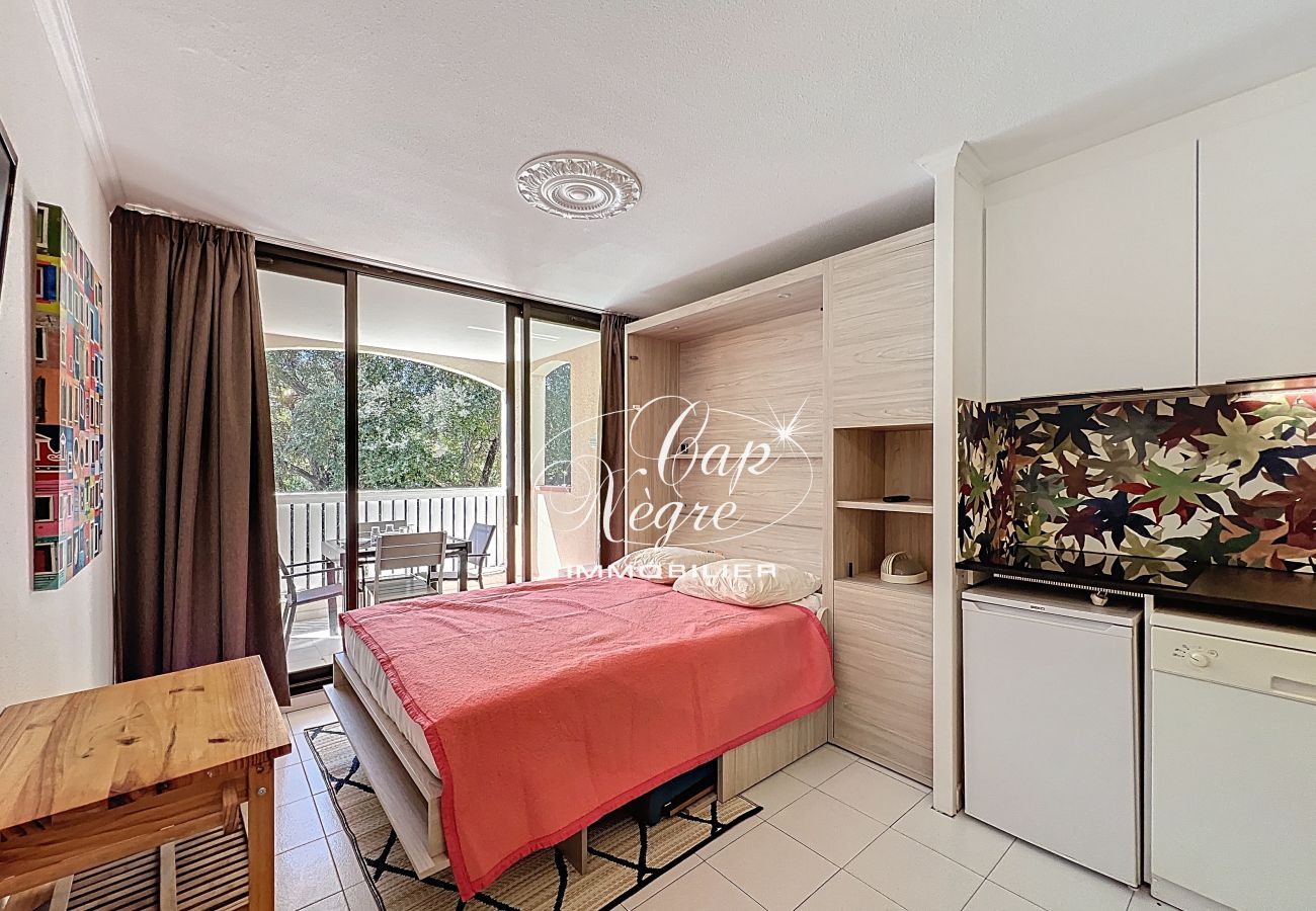 Appartement à Le Lavandou - 173
