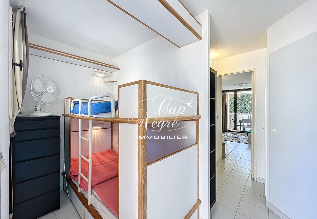 Appartement à Le Lavandou - 173