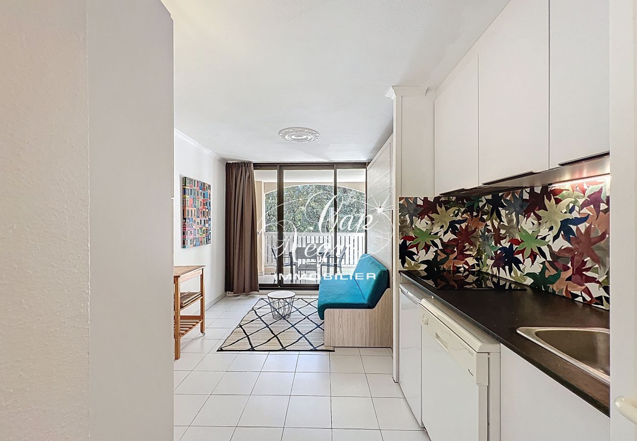 Appartement à Le Lavandou - 173