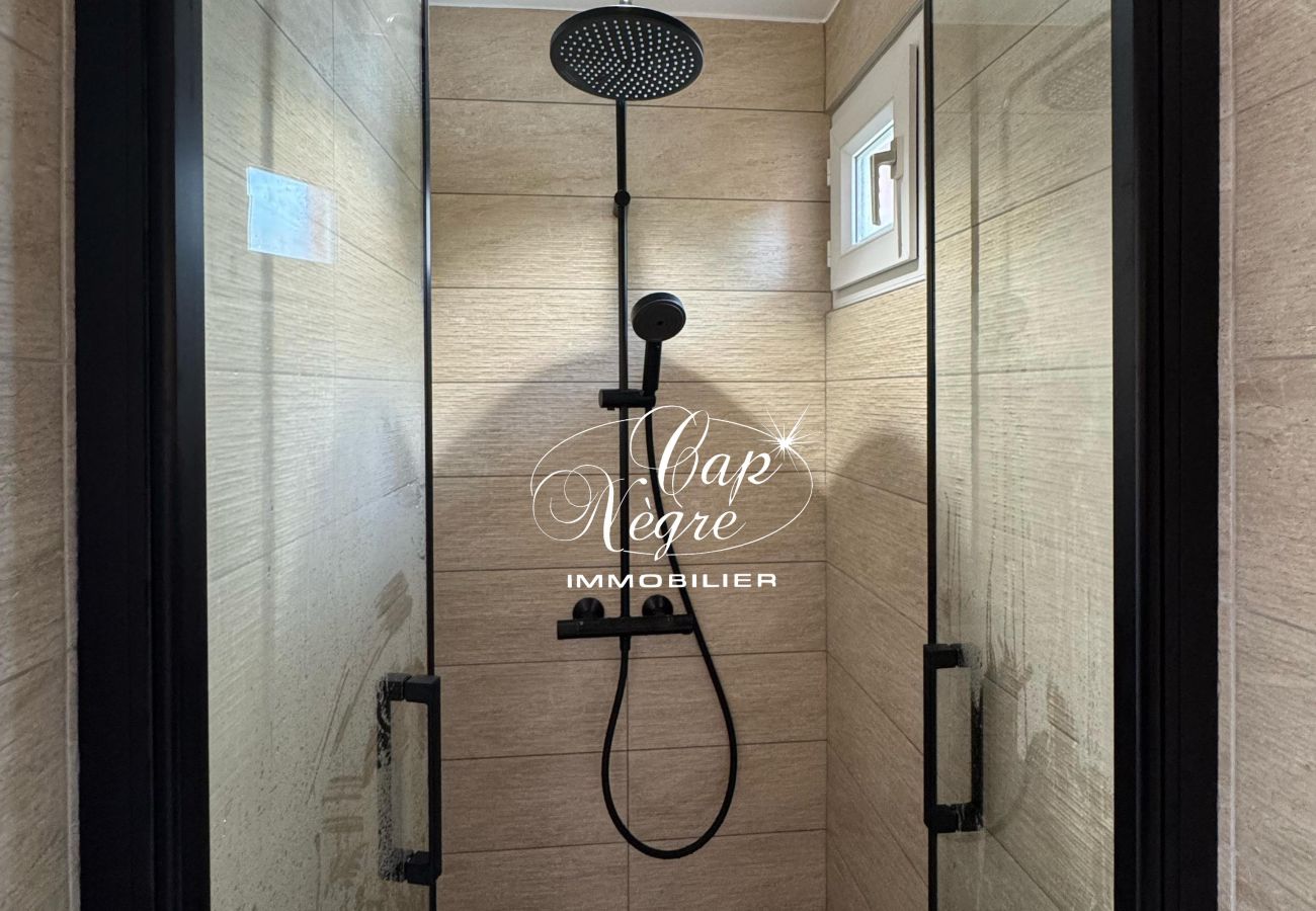 Appartement à Le Lavandou - 174