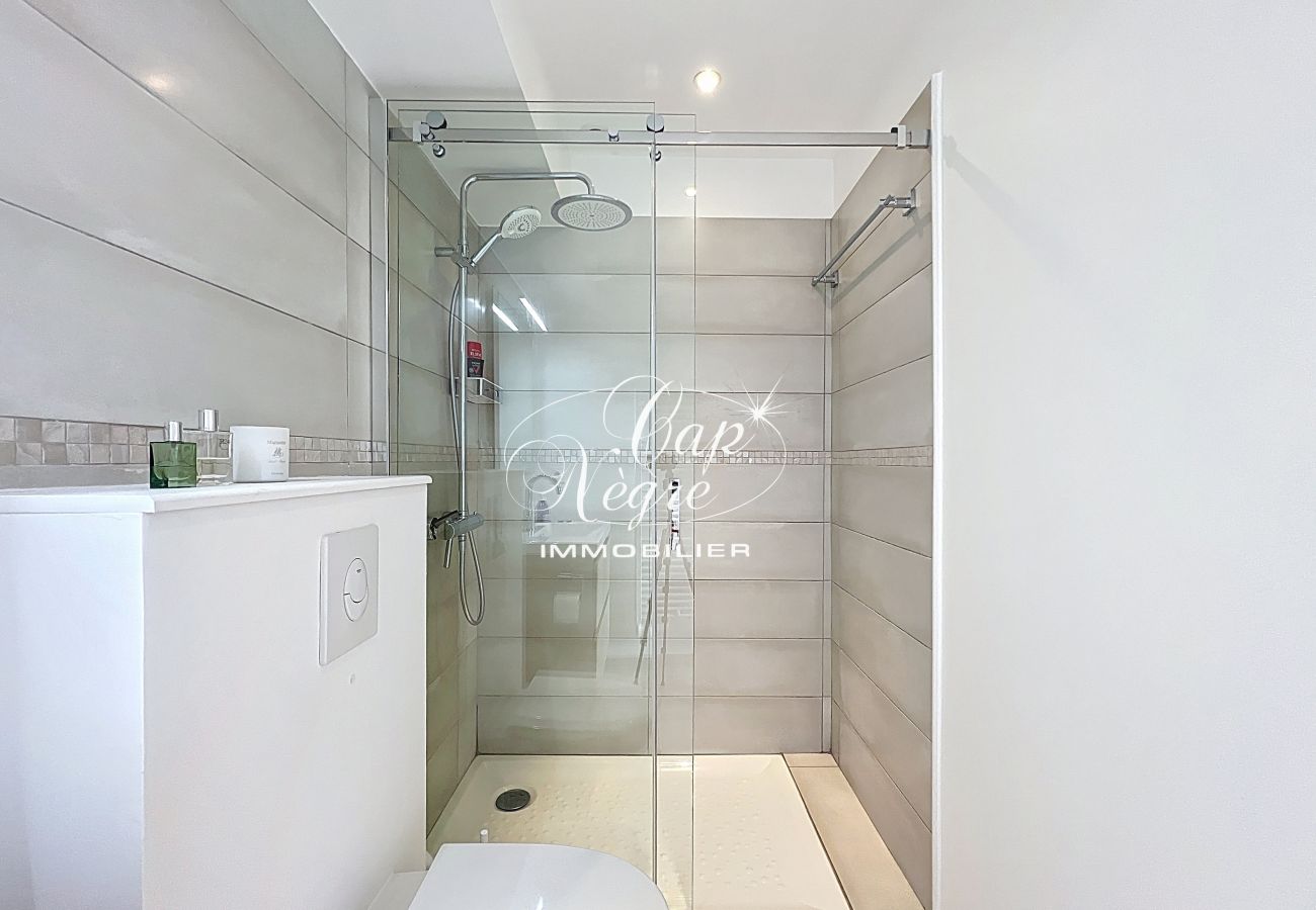 Appartement à Le Lavandou - 182