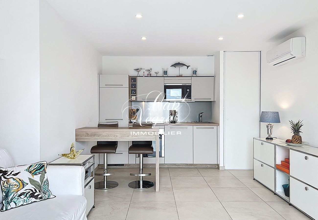 Appartement à Le Lavandou - 182