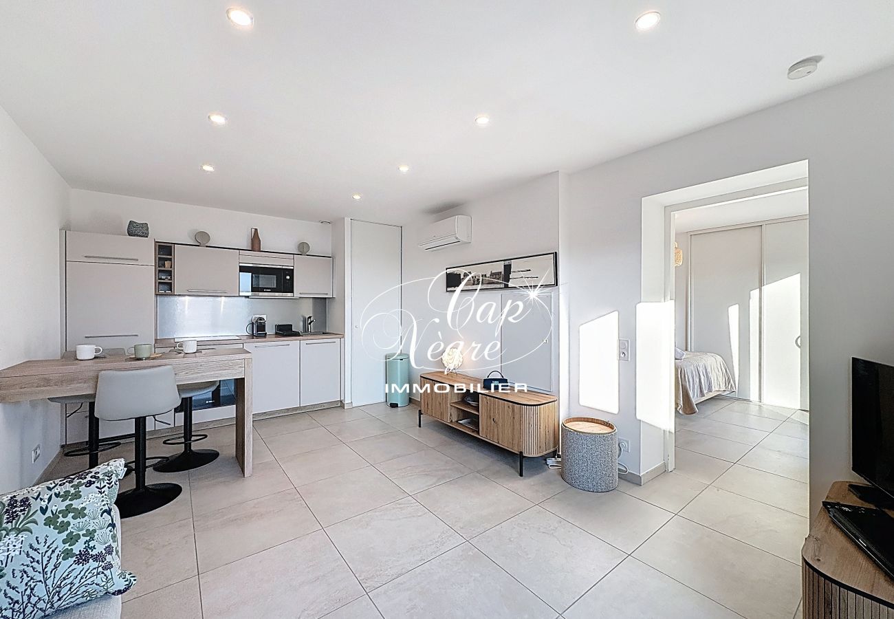 Appartement à Le Lavandou - 182