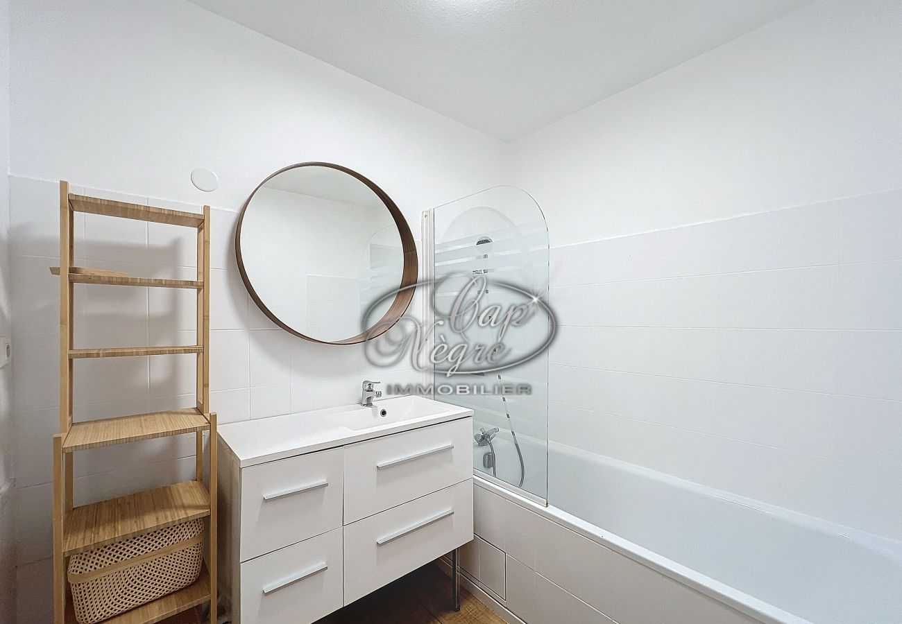 Appartement à Le Lavandou - 185