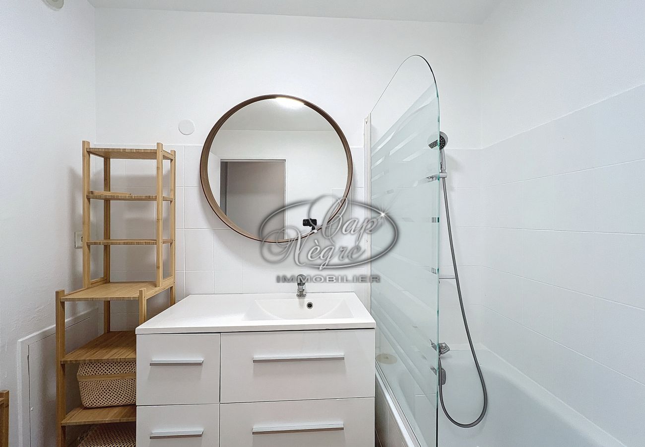 Appartement à Le Lavandou - 185