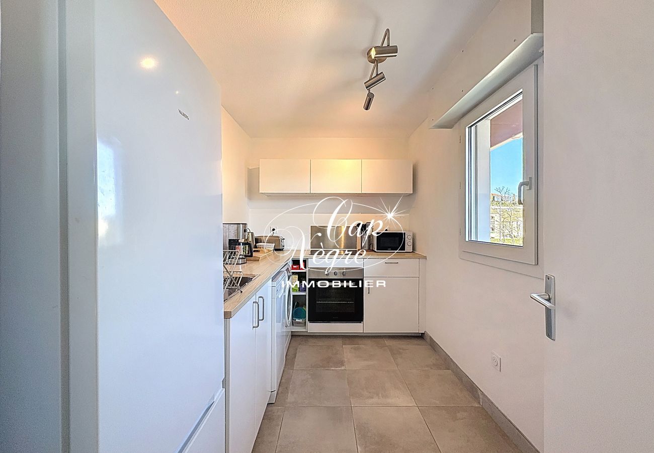 Appartement à Le Lavandou - 185