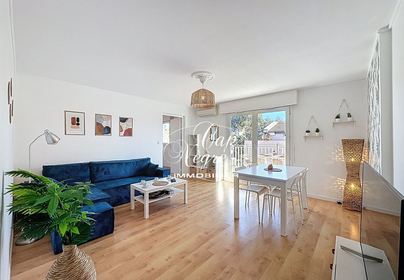 Appartement à Le Lavandou - 185