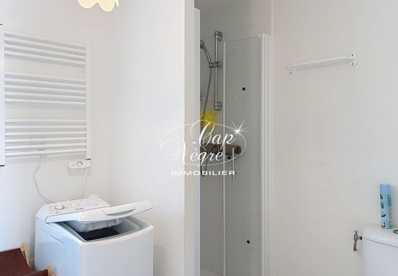 Appartement à Le Lavandou - 186