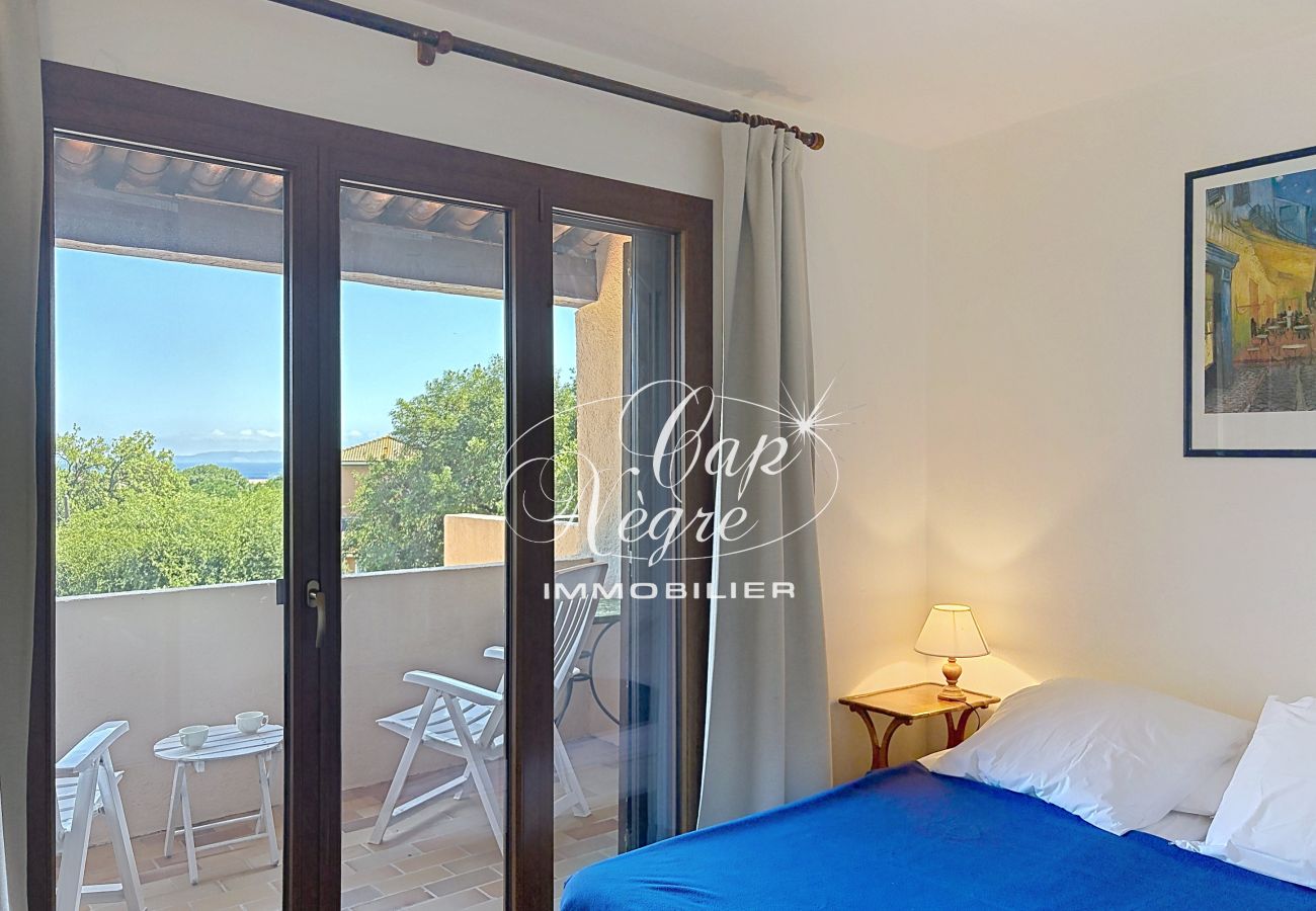 Appartement à Le Lavandou - 190